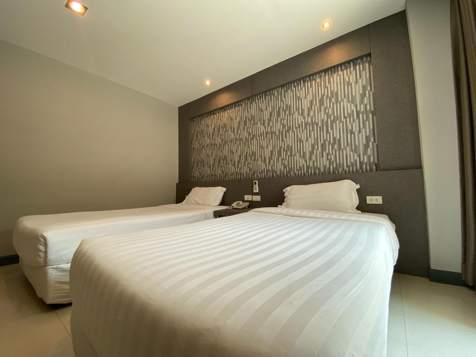 C Hotel Bangna Bangkok Exterior photo