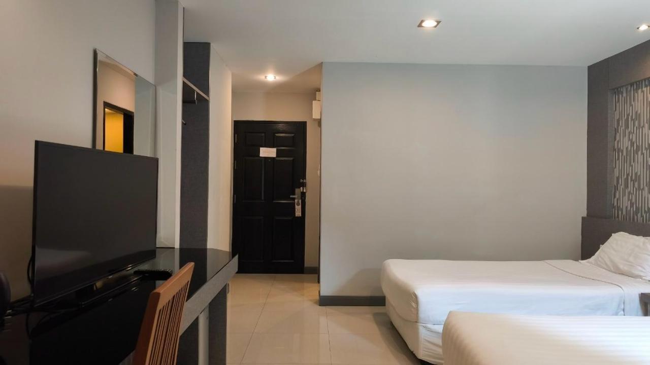 C Hotel Bangna Bangkok Exterior photo